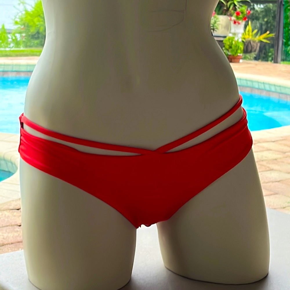 Sexy Womens Bikini Swim Bottoms with Ruching in Back / Size Medium